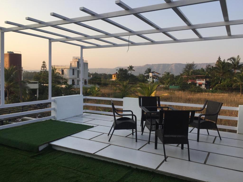 Platinum Villa 3Bhk ロナバラ エクステリア 写真