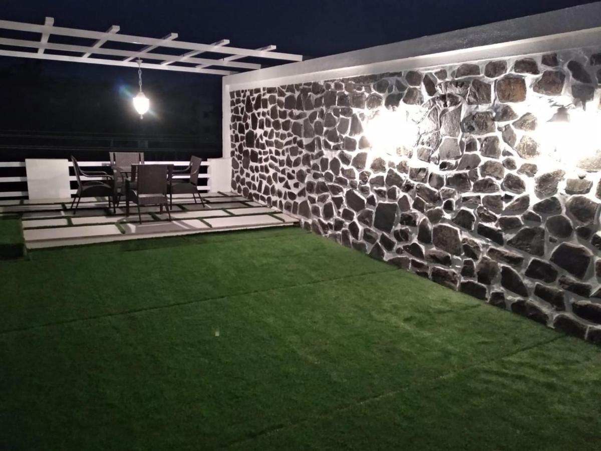 Platinum Villa 3Bhk ロナバラ エクステリア 写真